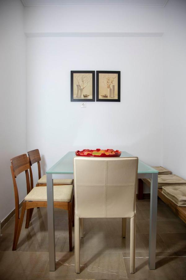 Marianna'S Stylish Brand New Apt In The Heart Of Athens Atenas Exterior foto